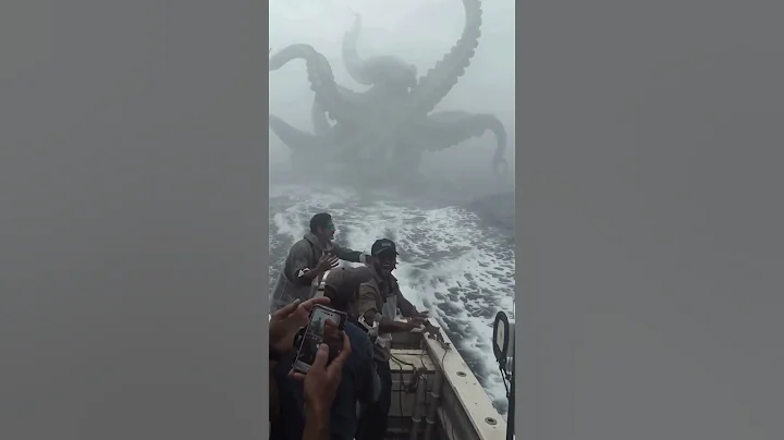 Terrifying Moment! Fishermen Encounter Giant Octopus in Open Sea 🌊🦑
