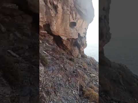 Νότιο Ηράκλειο: Ο βράχος κρέμεται πάνω από τον οικισμό!