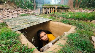 The Most Secret Home Shelter built by a little Girl in the Wood, Girl Living Off Grid Building