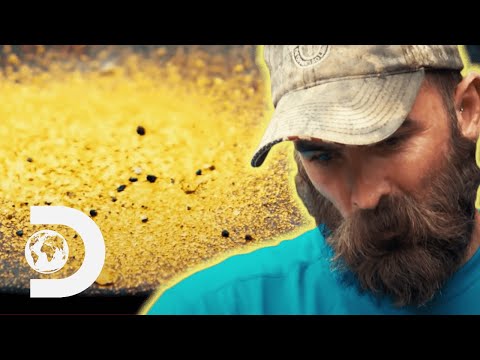 First Time Miner Builds Gold Mining Equipment That Could Bring In Nearly $1,000,000! | Gold Rush