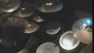 [Rammstein] Schneider drumming "Halt"