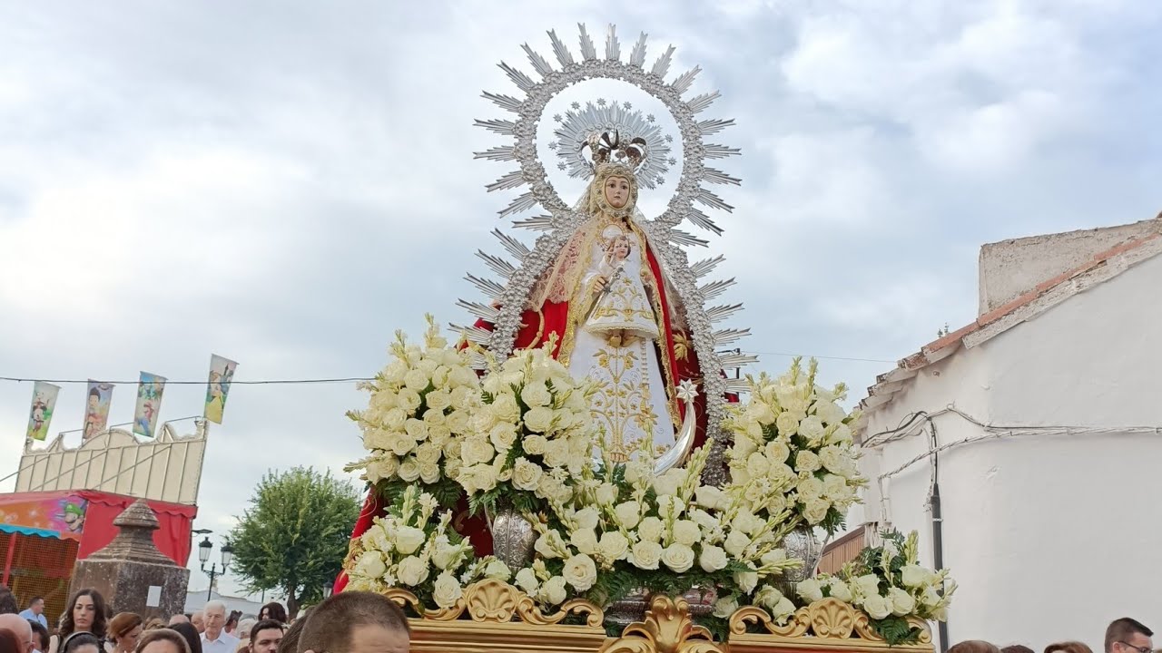 Procesión Virgen de los Milagros 2023 ✨ | Banda de Música 🎶 |  Bienvenida / Badajoz 📍