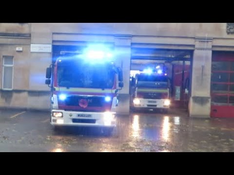 [TRIPLE TURNOUT!!] Bath Fire Station - UK Fire Engines Responding Avon ...
