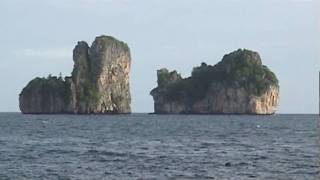 Koh Phi Phi, Viking Cave, Maya Bay