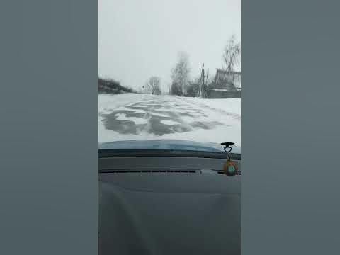 Снег на дороге сделал камуфляж - YouTube