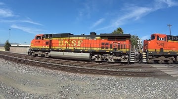 Dash 9 lead BNSF intermodal