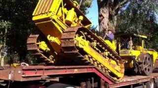 Cat D8 8R Loading
