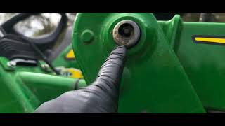2018 John Deer 3025e how to oil change!