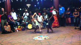 BELE PITCHE / MALECON / DECEMBRE 2011