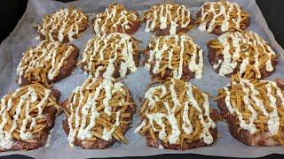 Вкусное и сочное! Мясо в духовке на праздничный стол!