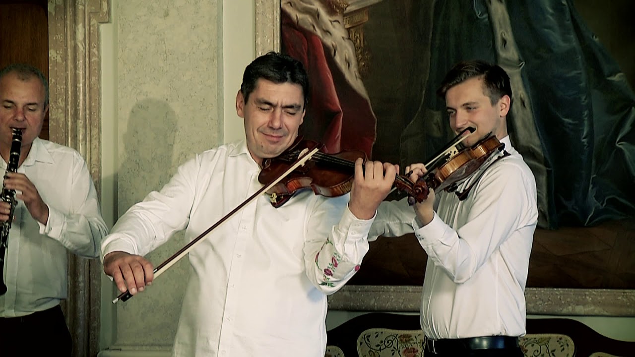 GRANDE MORAVIA - Lontano (Daleko)