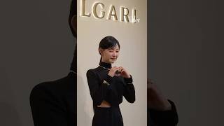 Kim Ji-won made an appearance in Hong Kong wearing Bvlgari’s Serpenti collection jewelry