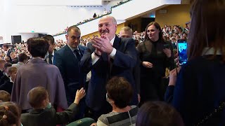 Селфи с Лукашенко. Дети о встрече с президентом