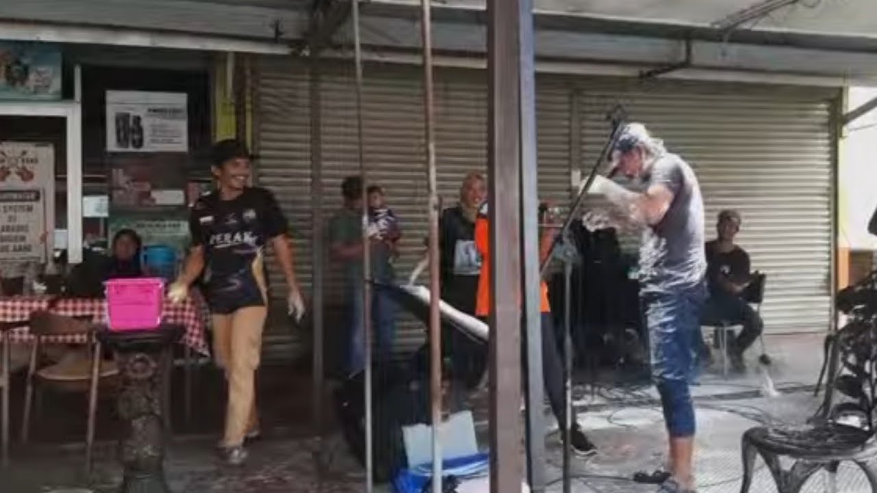 kafe aman corner menyambut hari jadi sahah