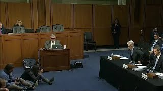 Congress begins hearings on Russian intervention in social media
