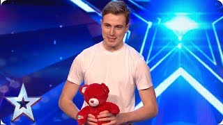 SURPRISE! Tomas has a special present for Amanda Holden | Auditions | BGMT 2019