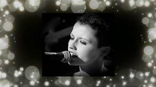 Download Lagu Linger audio  Live 1993 , acoustic version. MP3