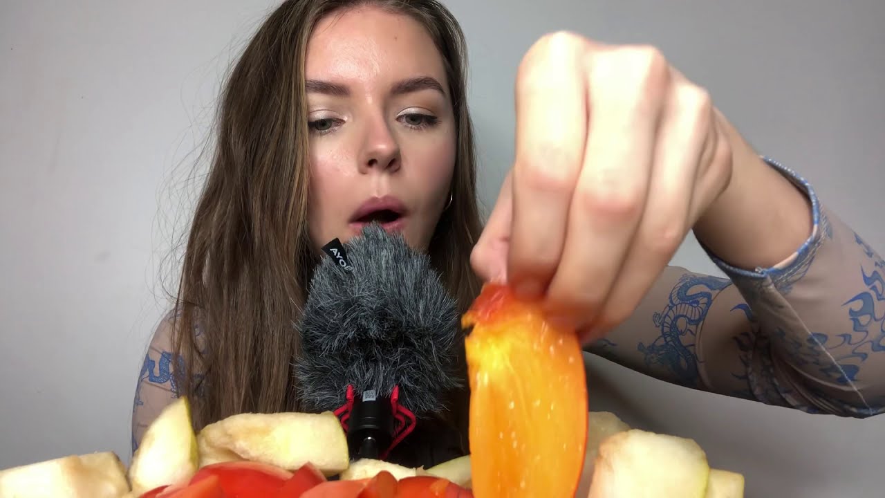 ASMR 🎧| Eating | Food | Eating vegetables and fruits🥕| Ітінг | Їжа | Їм овочі та фрукти 🍐|