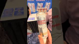 • Bebida funcional ready-to-drink (12 oz) que combina cetonas (≈ +10 g por lata), adaptógenos,