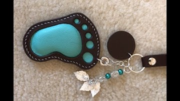 [Leather Craft] How to make a Key Chains, Leather baby footprint, Free Pattern,  #keychains, #DIY