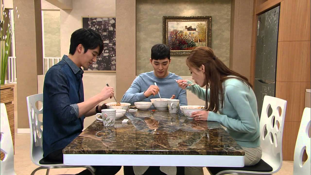 [HOT] 오로라 공주 141회 - 마마&설희가 차린 밥상에 감동한 로라 20131209