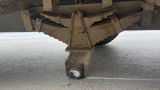 Details Rear Axle Housing Broke in the Middle of the Road | Emergency Truck Breakdown Expertly Repaired Update