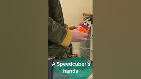 Non-cubers vs. Speedcubers in a conversation