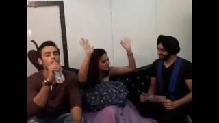 Helly Shah Varun Kapoor Play The Lame Joke Game Karan Singh Chhabra