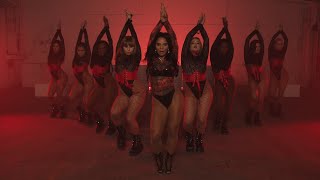 Izzy La Reina – Diabla ( Dance Visual)