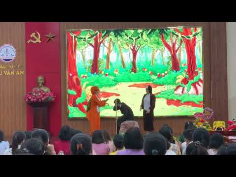 Minh hoạ tiết dạy Hoạt động trải nghiệm lớp 5 - Tiểu phẩm Thỏ ngọc cung trăng