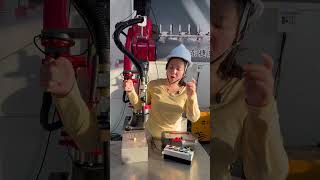 Welding robot。#welding #Industry #Robot #stamping #polish