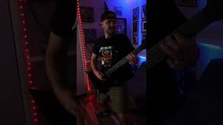 Download Mp3 Metallica - Jump in the Fire 🔥 Gudang lagu Download Mp3 Metallica - Jump in the Fire 🔥