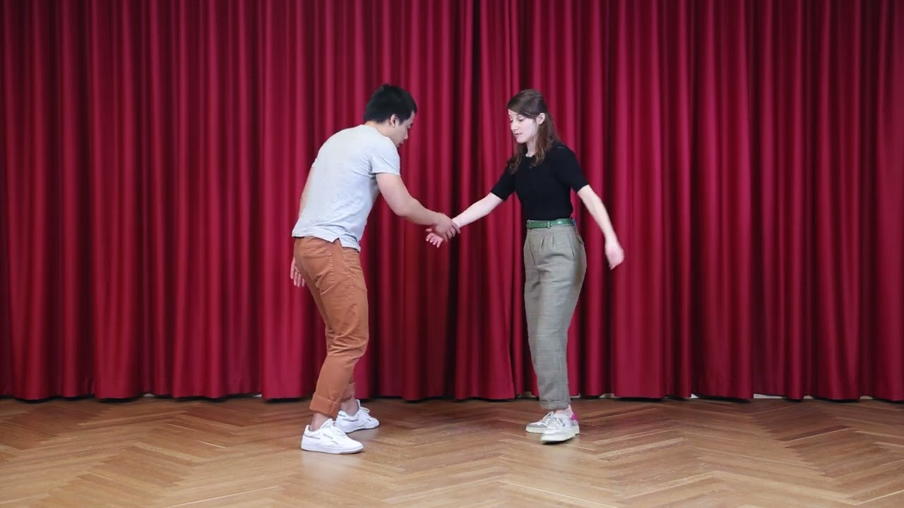 Charleston Hand-To-Hand Variations - Lindy Hop Class w/ Élise & Rija