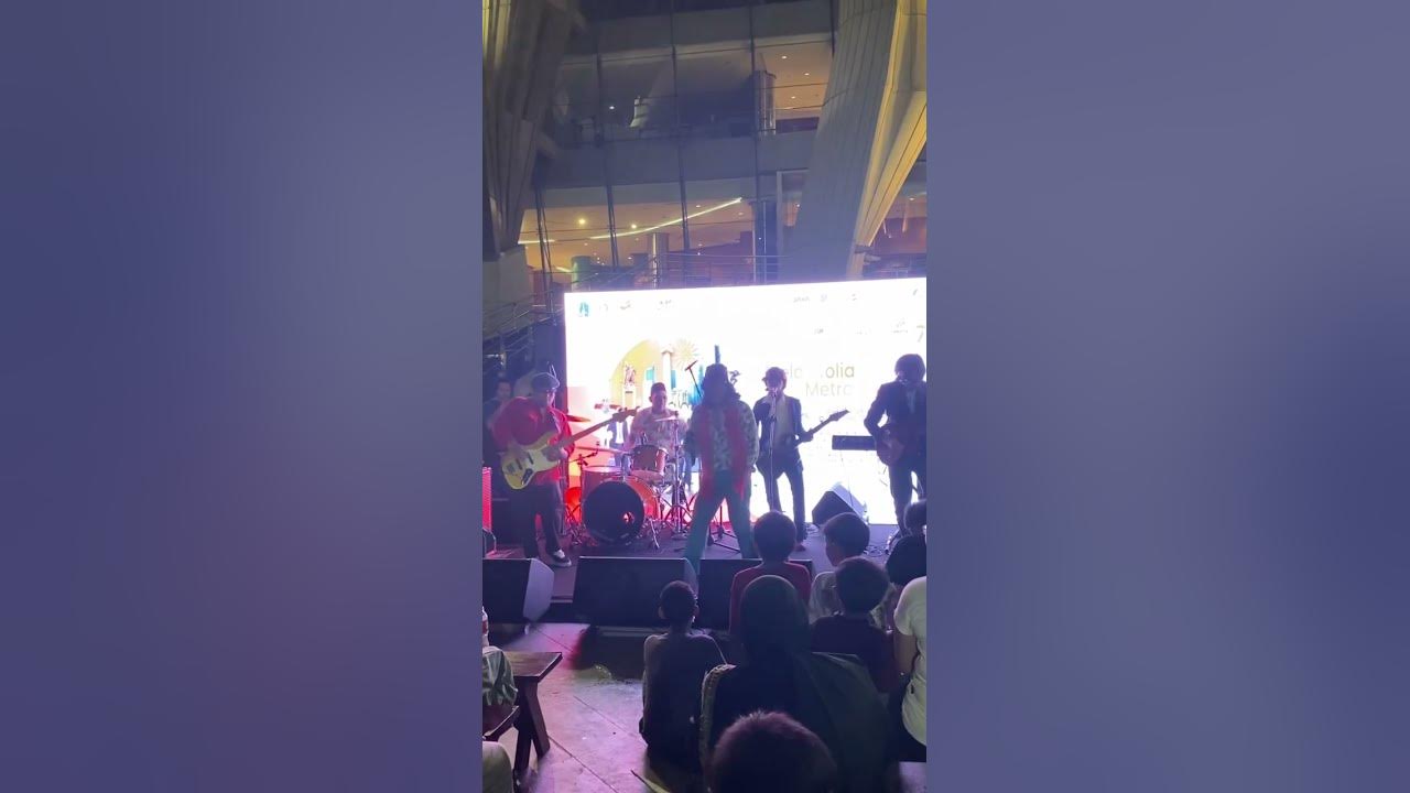 Jiung Band Konser memperingati Ulang Tahun Kota Jakarta 496 Live Taman Ismail Marzuki #music #fun