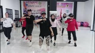 Cikini Cikondang Ria Tiktokviral || zumba || santi ofc || senam kreasi