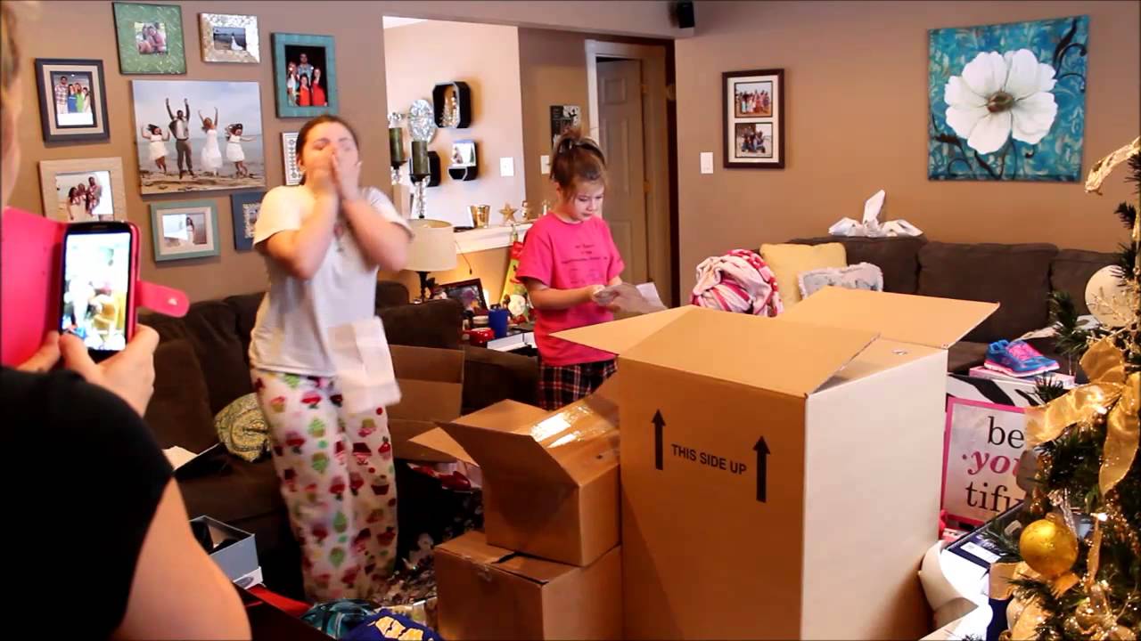 One Direction Surprise Christmas Morning