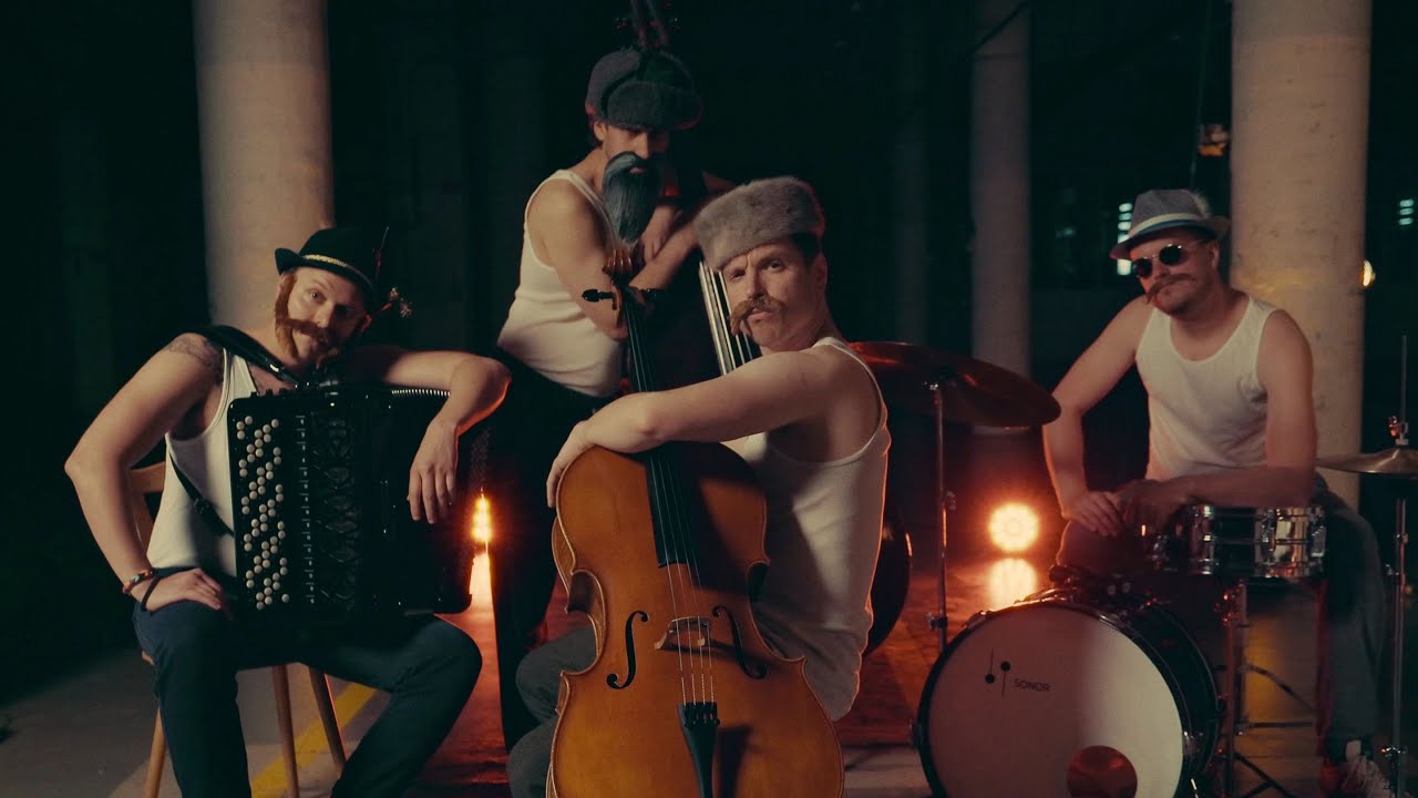 Pavel Čadek - NECHCI NIC (oficiální videoklip)