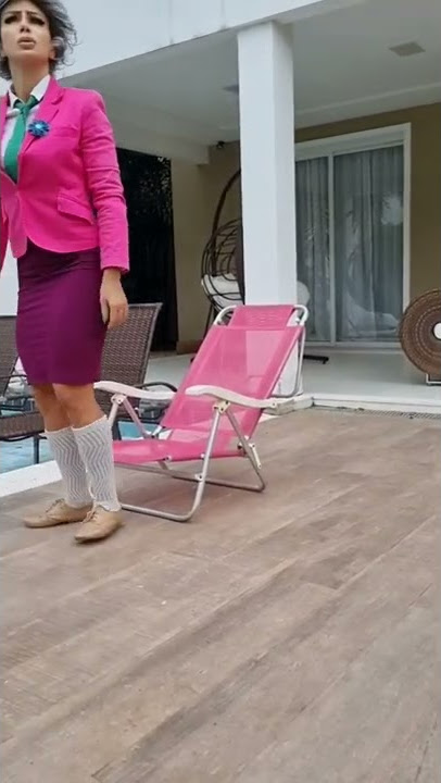 PROFESSORA MALVADA na VIDA REAL SCARY TEACHER REAL LIFE #shorts