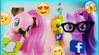 My Little Pony as Social Media screenshot 1