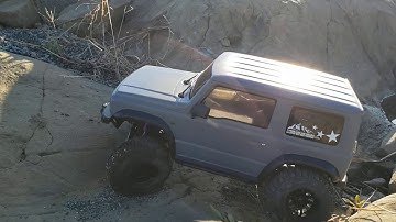 MST CFX j4 Jimny JB74川本ロック北端エリアV字登り　ロックトレイル