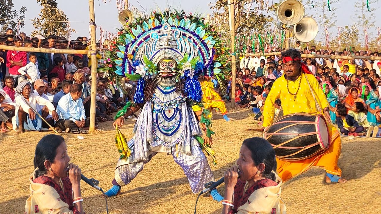 দিনের আসরে বিরাট মহিলা ছৌ নাচ | Purulia Chhau Nach | Mamata Mahato Chhau Nach | মমতা মাহাত ছৌ নাচ 