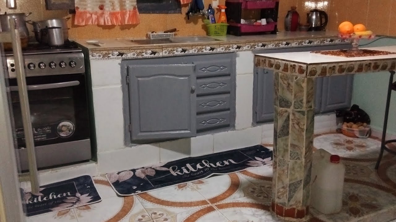 👍كوني قدوة حسنة لأولادك 👍1. *استمعي لهم*:كوني صبورة مع أولادك واعطيهم وقت.