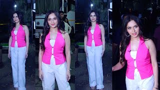 Jannat Zubair Looking Gorgeous In Ammazing Look Arrived At Dance Deewane Set