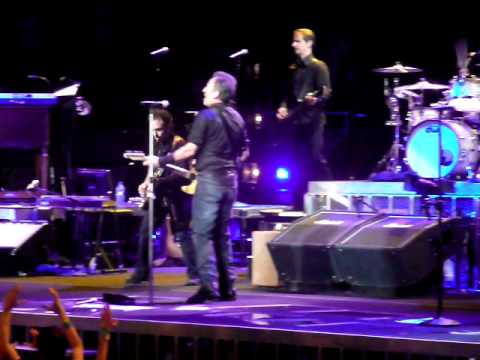 BRUCE SPRINGSTEEN "Sherry Darling" 4-5-09 Austin