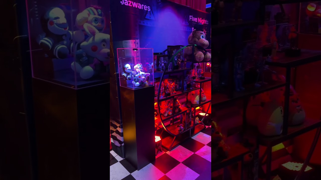 Had the best time celebrating FNAF2 with everyone ahh!! Ty @UniversalPictures @Blumhouse #fnaf2 🖤