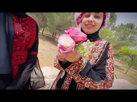 هدبتلي الشماغ الأحمر طالبات مدارس الرضوان