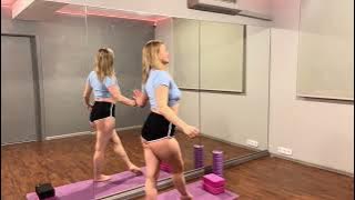 Leg flexibility. Splits and Oversplits | 1本操瑜111/ Gymnastics and Contortion