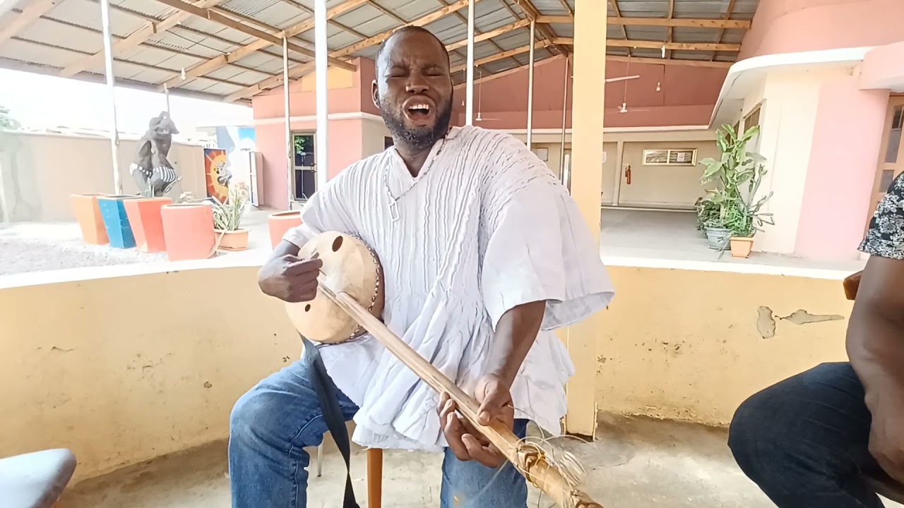 Emotional Frafra Kologo from Akadumah Modoo as he recounts the history of his music career.