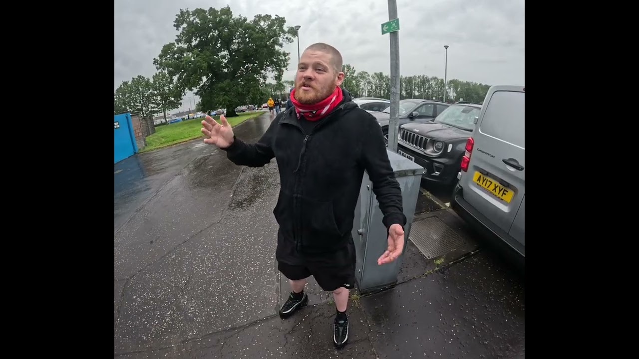 Support your local team !