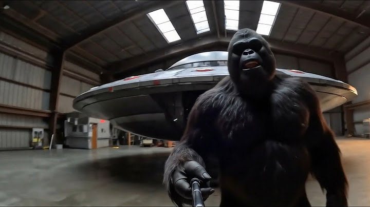 Bigfoot VLOG 15 - I ACCIDENTLY BROKE INTO AREA 51 (AND STOLE A UFO)